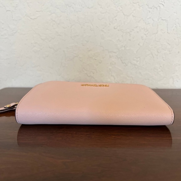 Michael Kors Jet Set Travel Large Double Zip Wristet - Picture 7 of 10